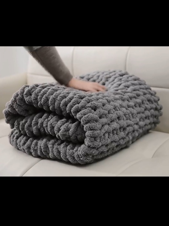 Other - Cozy Chunky Knit Gray Throw Blanket